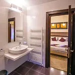 Guest house Pietrele Lui Solomon