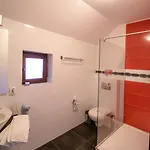 Vendégház Pietrele Lui Solomon