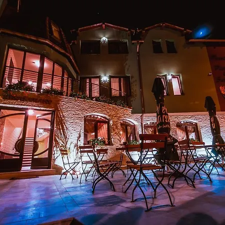 Pensión Pietrele Lui Solomon