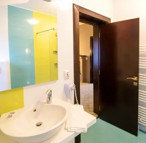 Guest house Pietrele Lui Solomon 4*